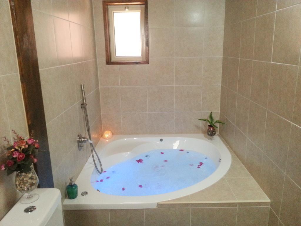 Dead Sea Dawn Villa Neot HaKikar Kamer foto
